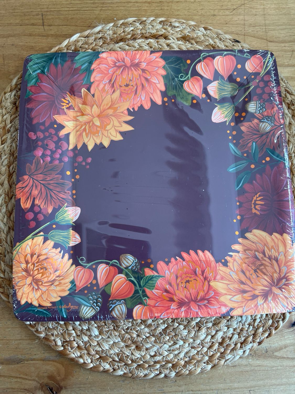 Sumptuous Dahlia Dinner Plates