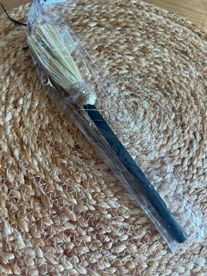 9&quot; Black &amp; White Broom