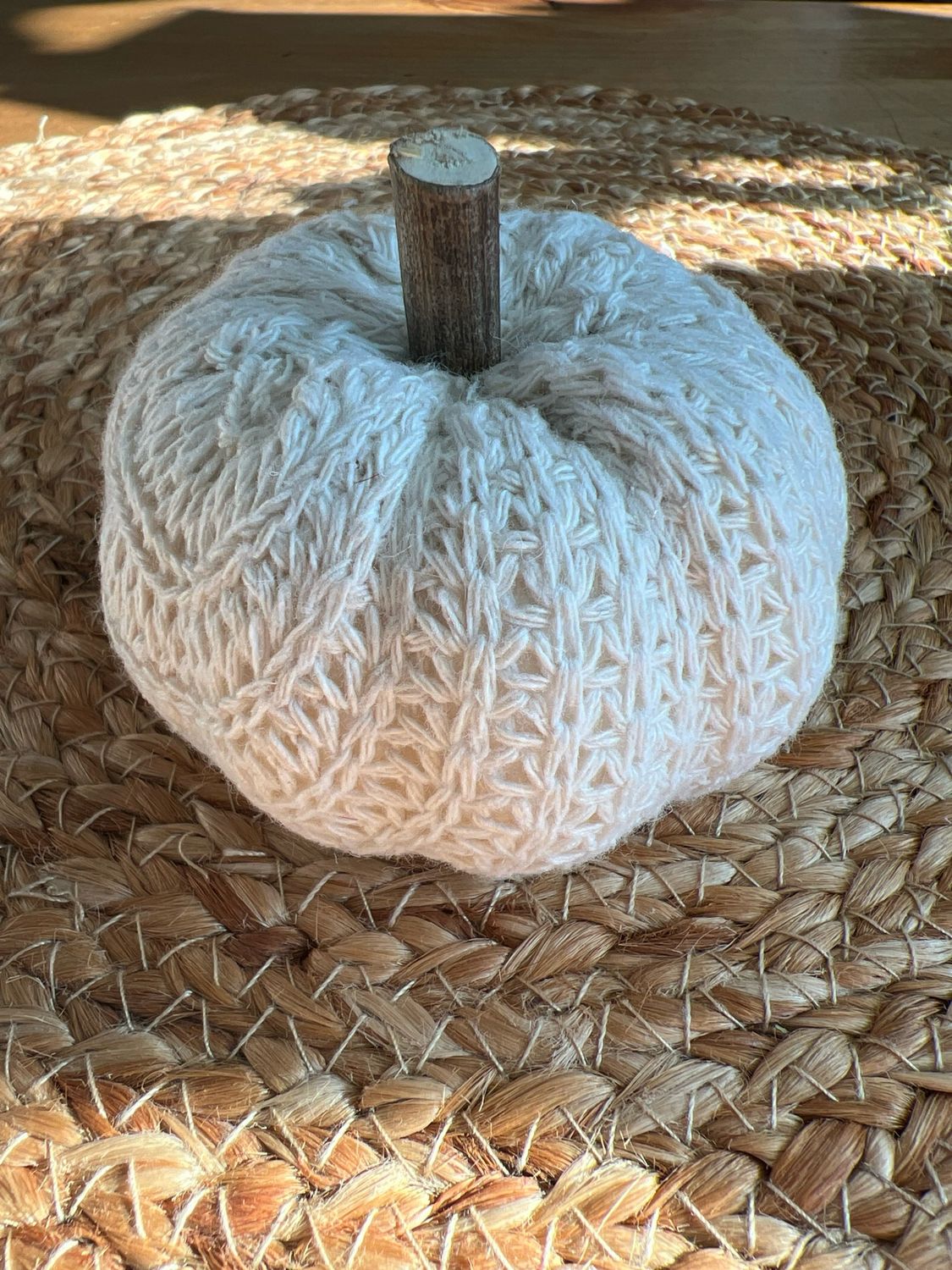 2.5&quot; Cream Cotton Pumpkin