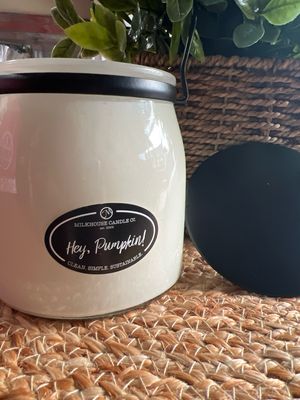 Milkhouse Hey Pumpkin! 16oz Creamery Candle