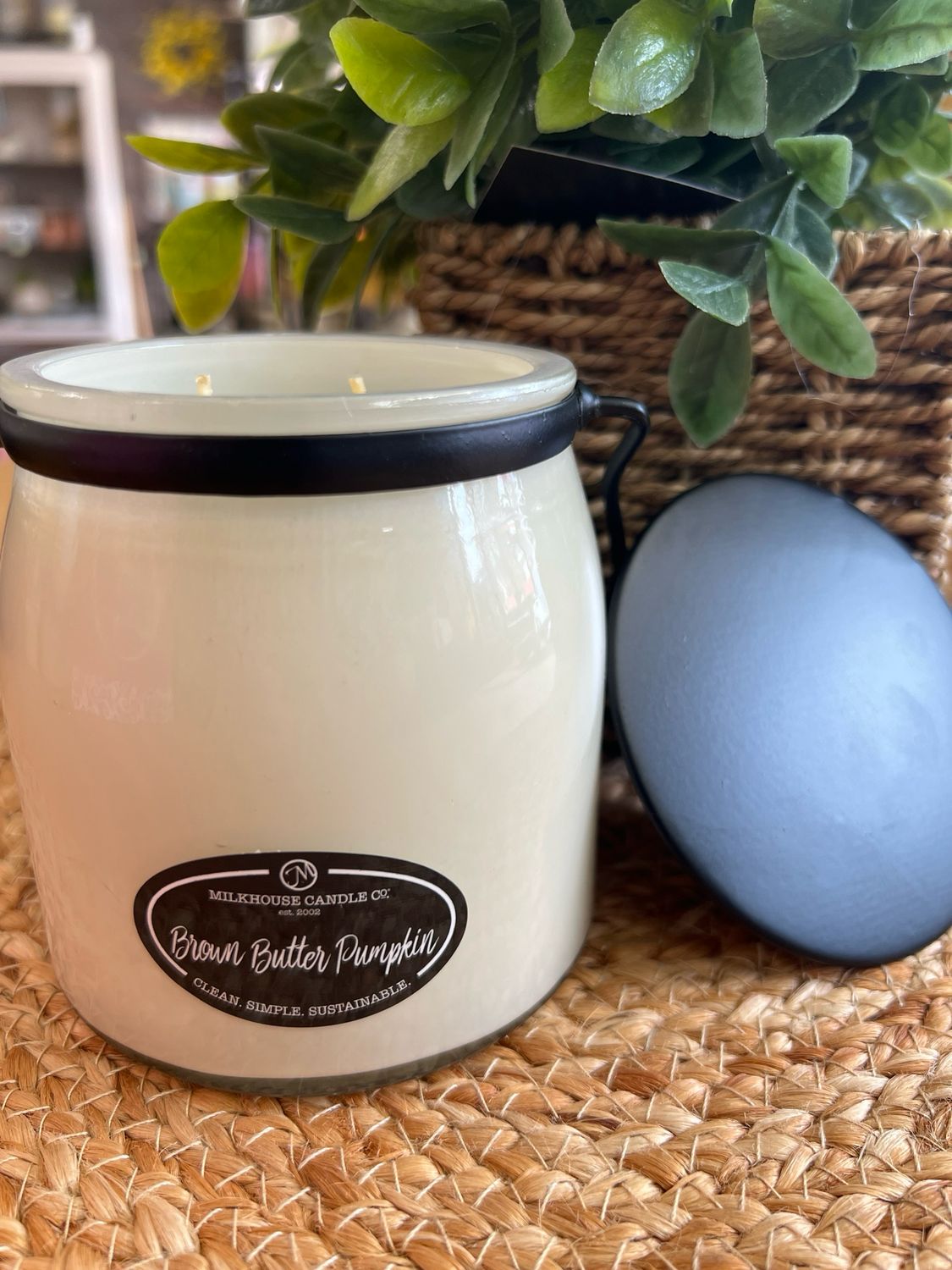 Milkhouse Brown Butter Pumpkin 16oz Creamery Candle