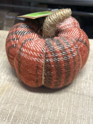 SM Dusty Plaid Pumpkin