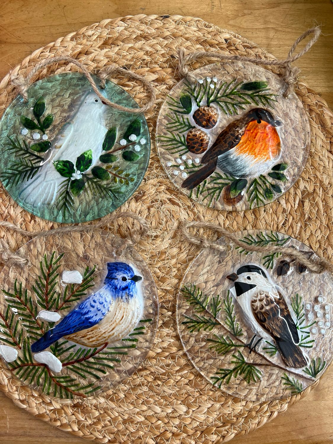 4-1/2&quot; Round Birds Suncatcher
