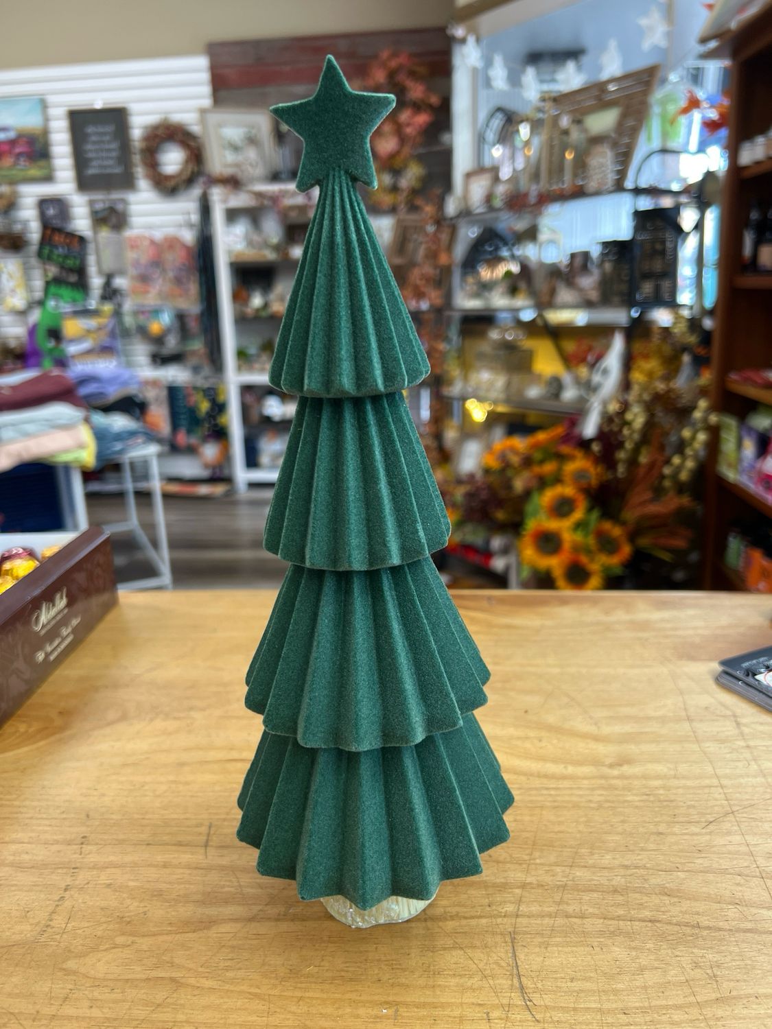 Flocked Hunter Green Tree