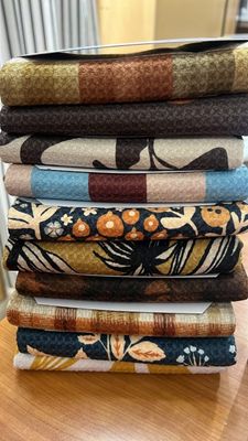 GEOMETRY Towels &amp; More