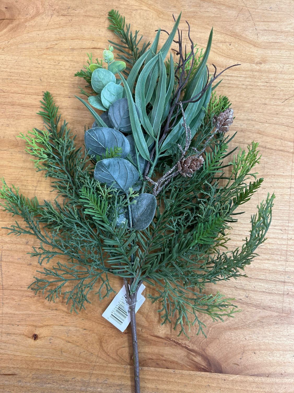 19&quot; Pine &amp; Eucalyptus Pick