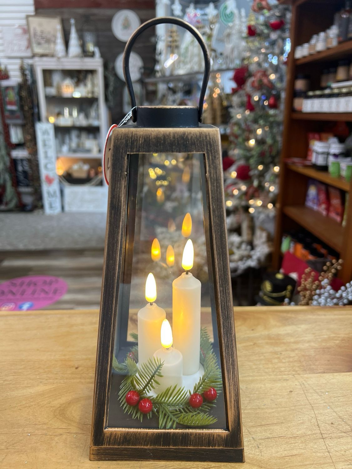 9-1/4&quot; Distressed Lantern w/Candles