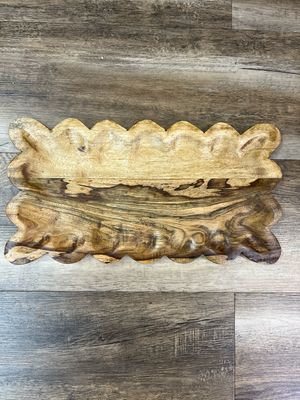 Mango Wood Scalloped Edge Tray