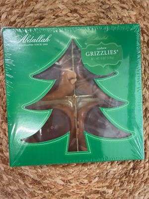 Abdallah 8oz Cashew Grizzly Tree Box Abdallah 8oz Cashew Grizzly Tree Box