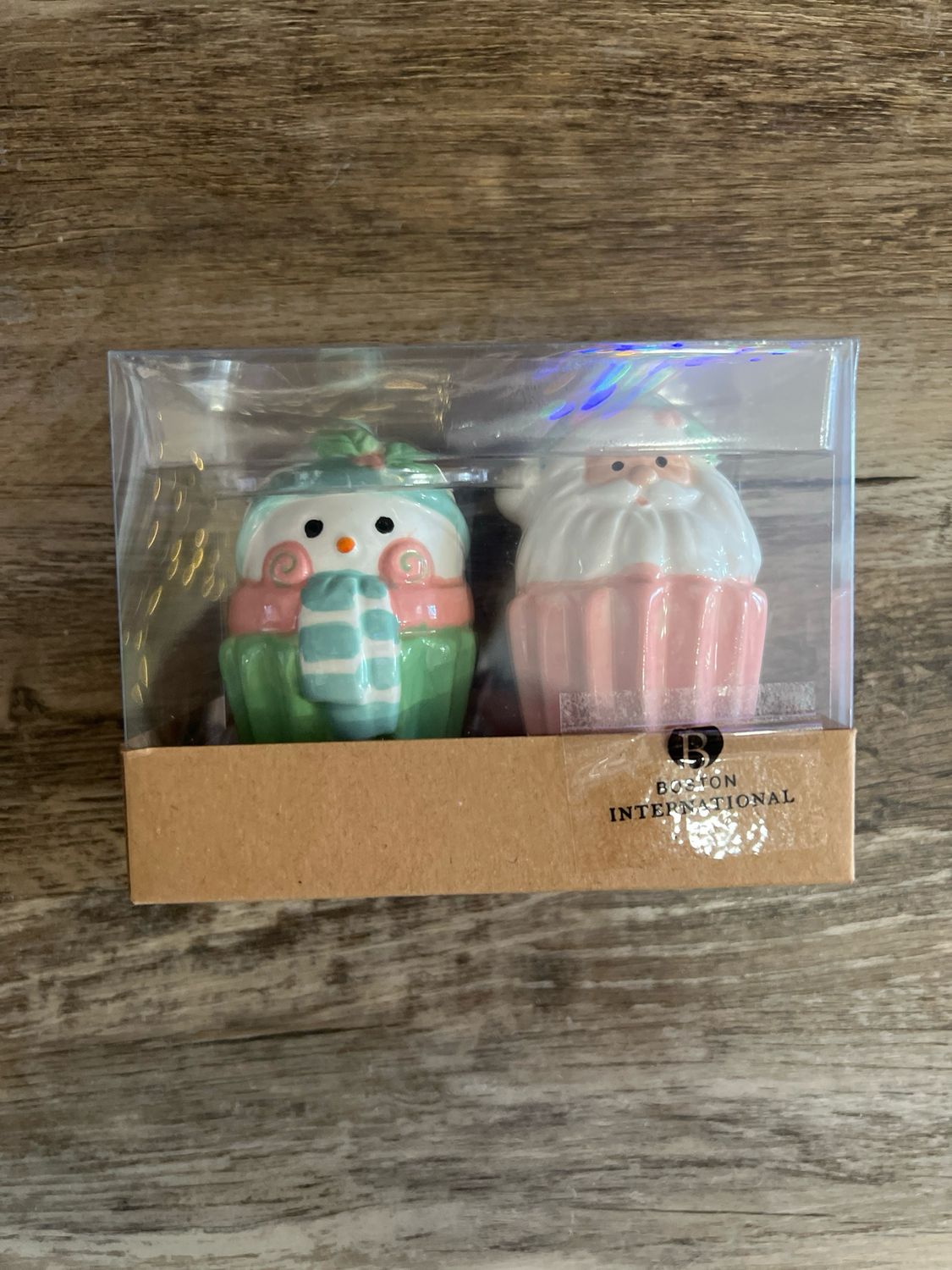 Pink Santa Salt & Pepper Set Pink Santa Salt & Pepper Set