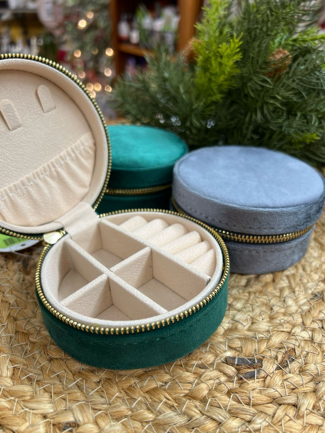 Velvet Jewelry Travel Case Velvet Jewelry Travel Case