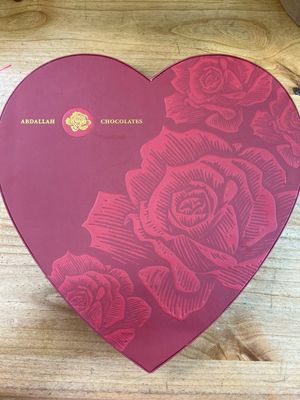 Abdallah 24oz Embossed Heart Assortment