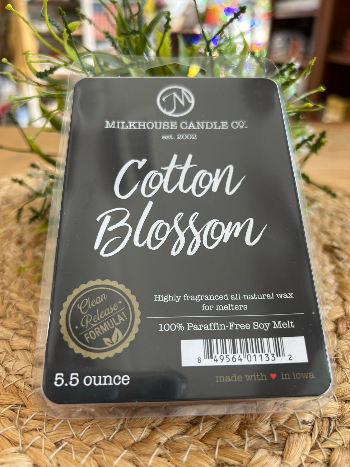 Milkhouse Large Fragrance Melts - Cotton Blossom Milkhouse Large Fragrance Melts - Cotton Blossom