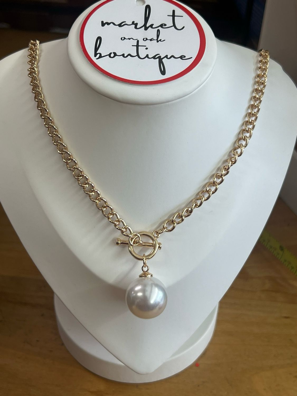 Golden Large Link Pearl Necklace