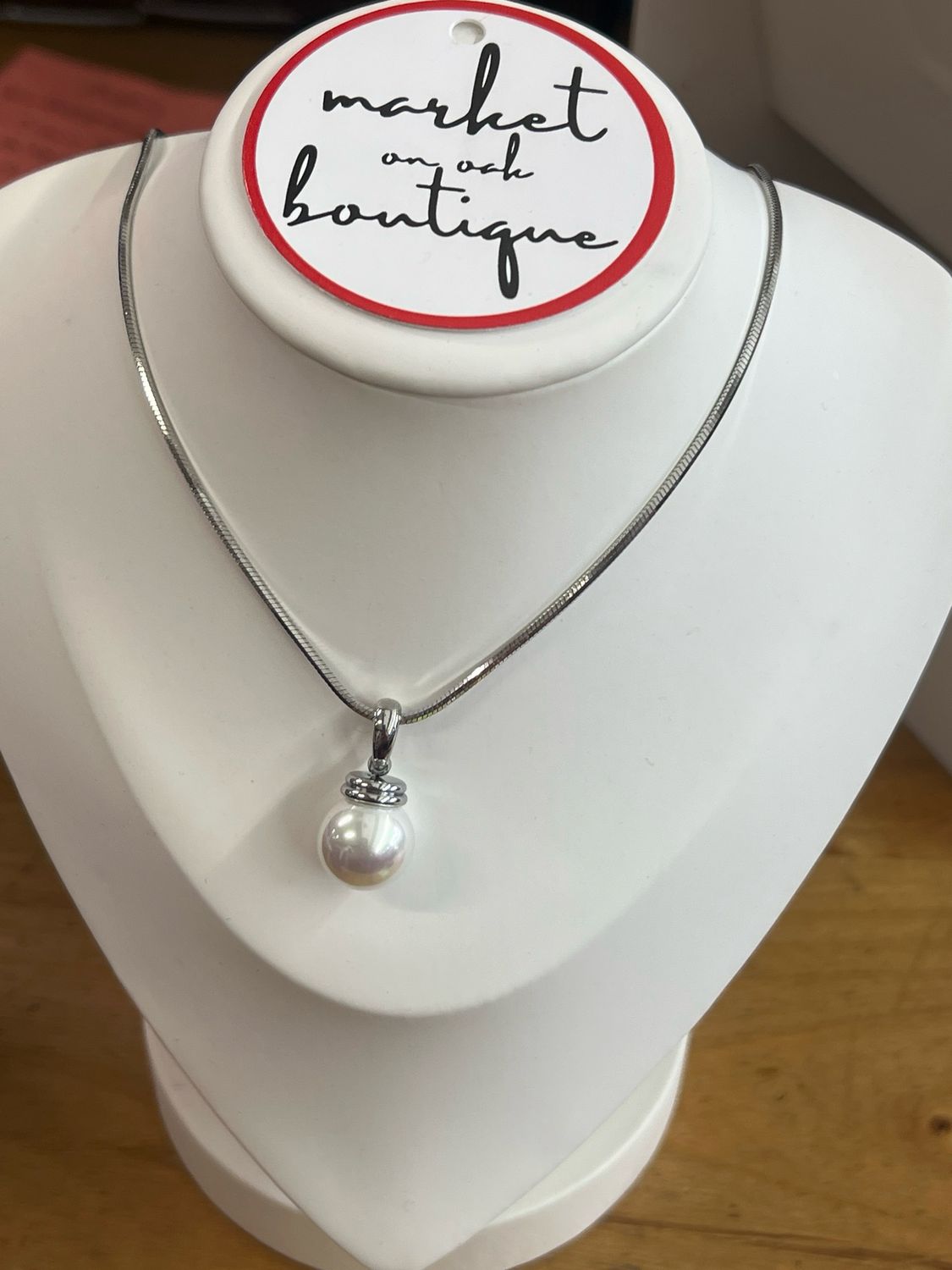 Water Resistant Snake Chain w/Pearl Necklace