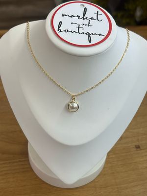 Golden Pearl Necklace