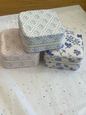 Floral Travel Jewelry Box