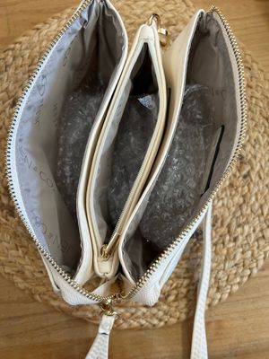 Jen & Co 3 Compartment Crossbody