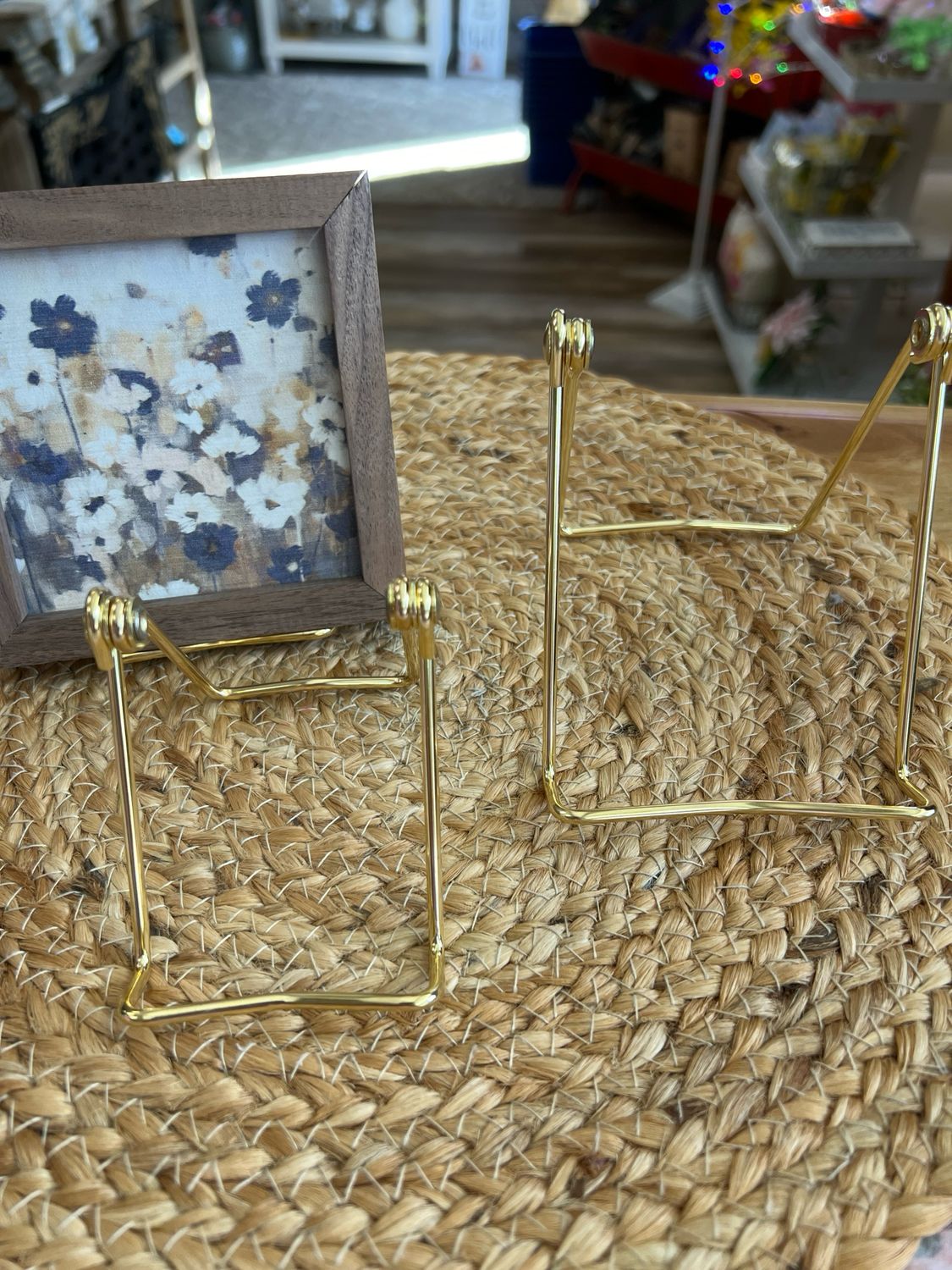 Golden Wire Easel