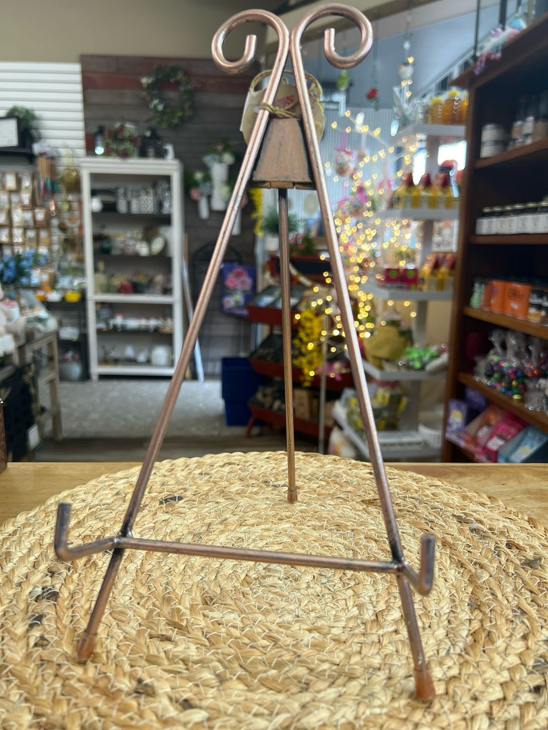 11’ Rose Gold Easel