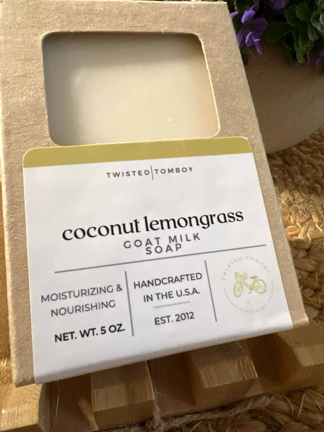 Coconut+Lemongrass Goat Milk Soap Coconut+Lemongrass Goat Milk Soap