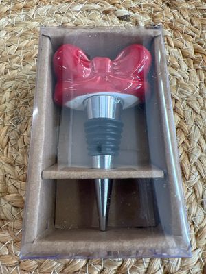 TAG Very Merry Bow Bottle Stopper
