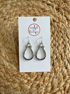 Silver Knot Loop Earrings Silver Knot Loop Earrings