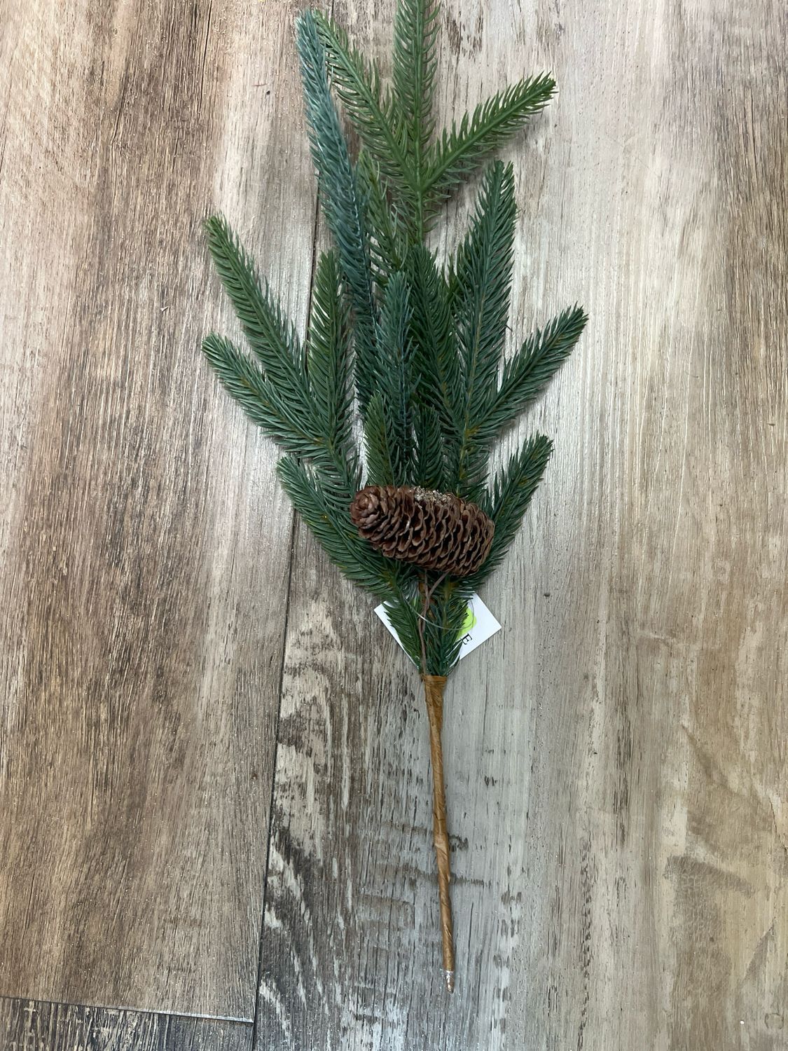 14" Pinecone & Pine Spray 14" Pinecone & Pine Spray