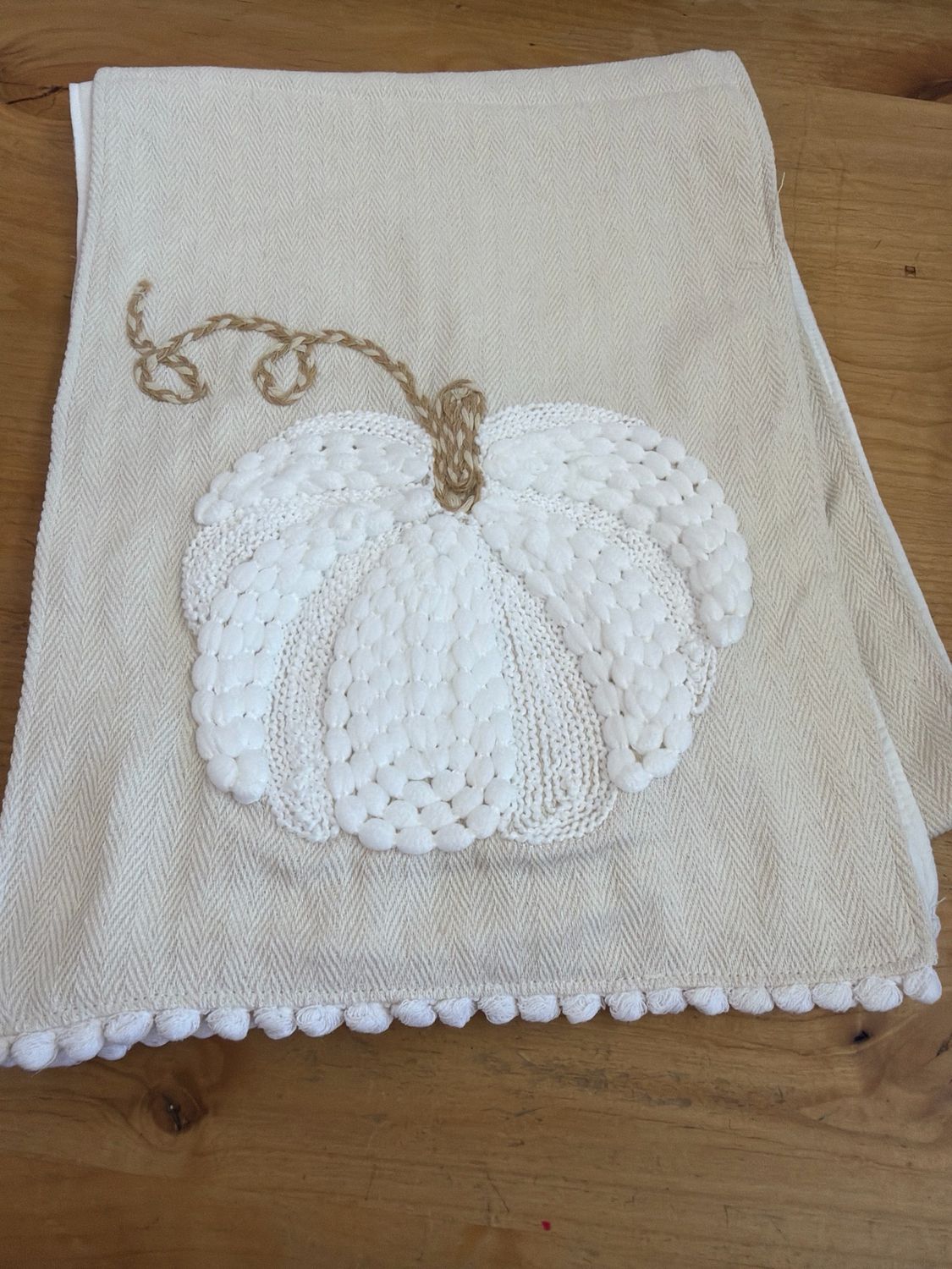 Cream Embroidered Pumpkin Table Runner Cream Embroidered Pumpkin Table Runner