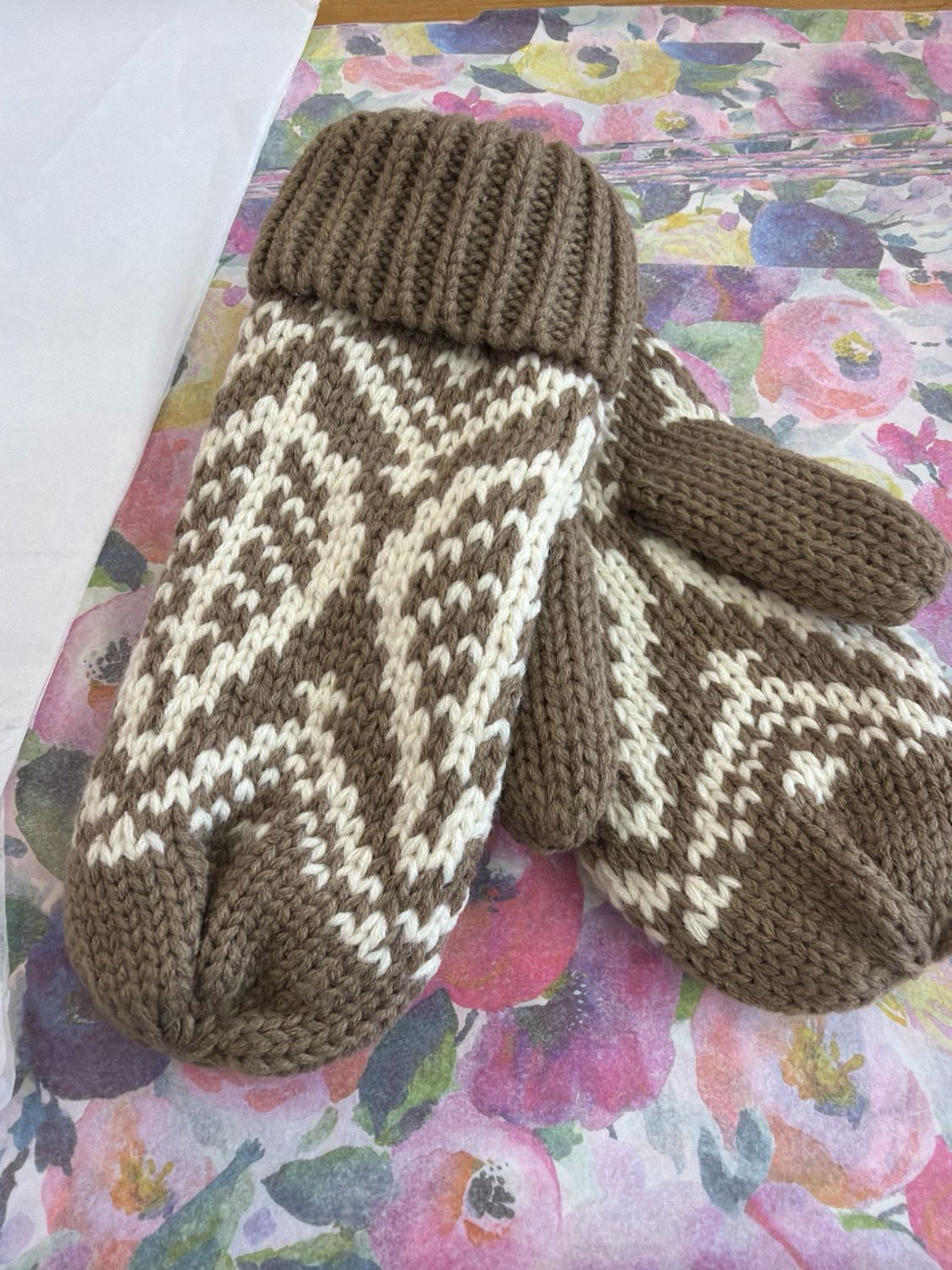 Panache Taupe &amp; Beige Mittens