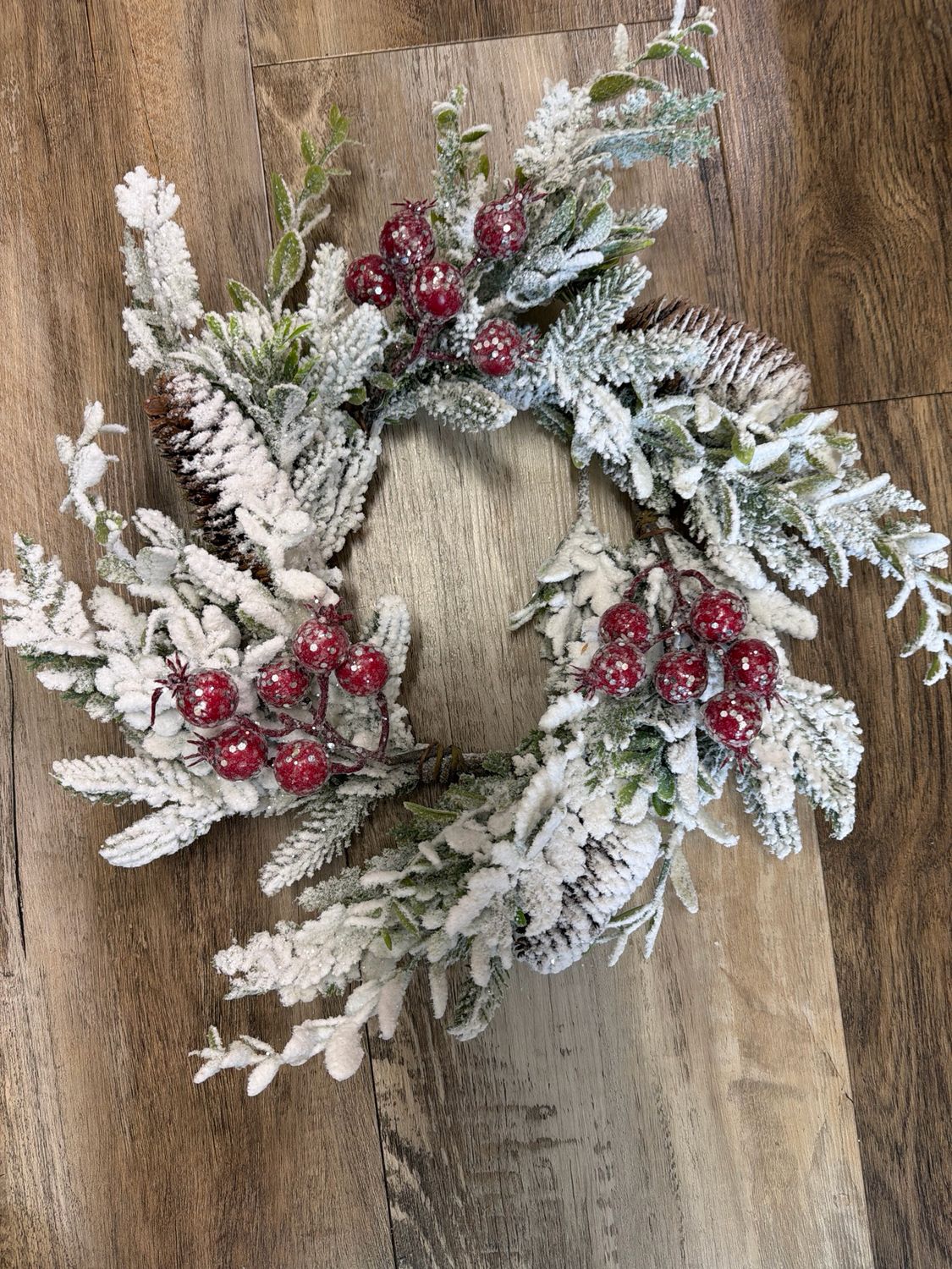 6-1/2" Snowy Cranberry Candle Ring