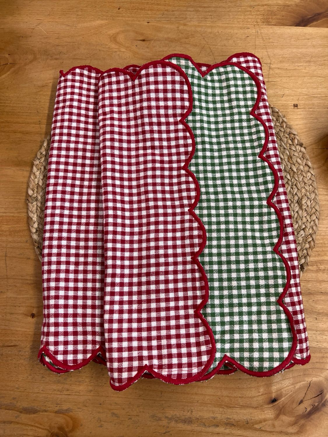Woven Cotton Scalloped Check Print Table Runner
