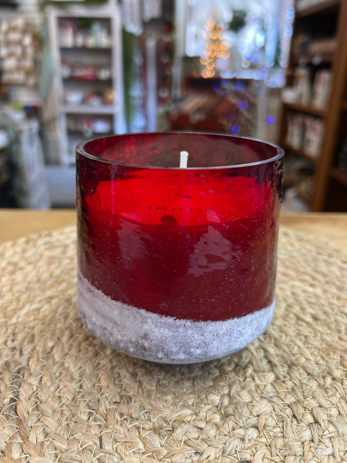 Illume Cranberry Currant Baltic Glass Candle Illume Cranberry Currant Baltic Glass Candle