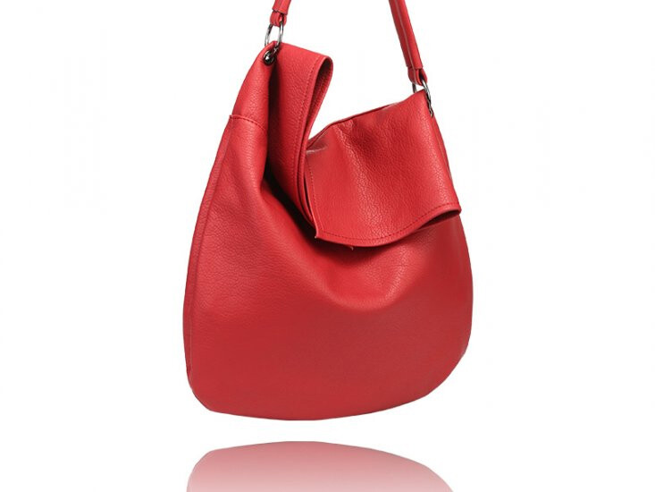 HOBO CHIC RED PURSE