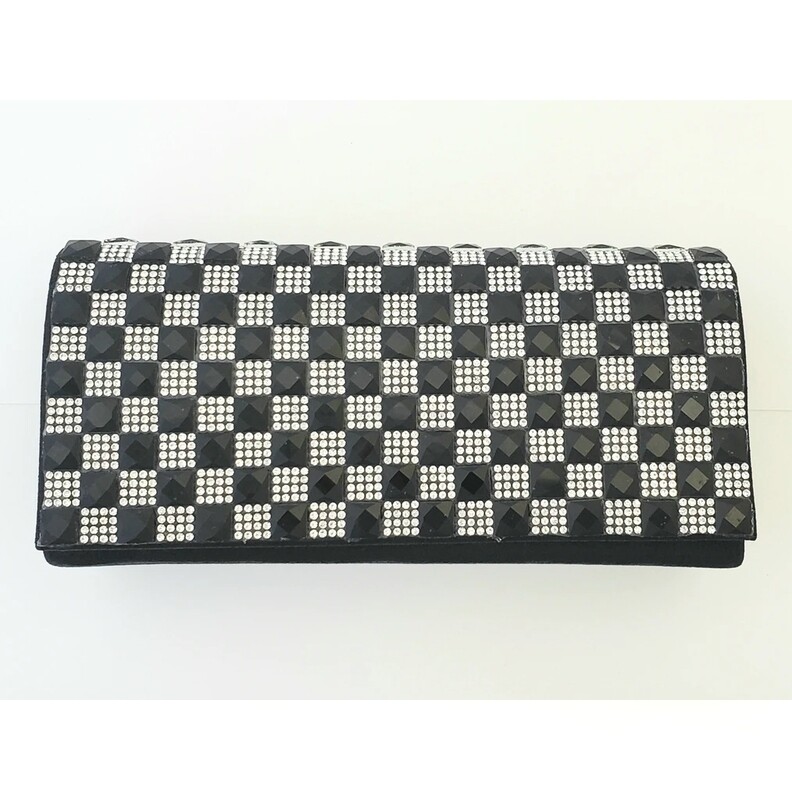 CRYSTAL BLACK CLUTCH 1072