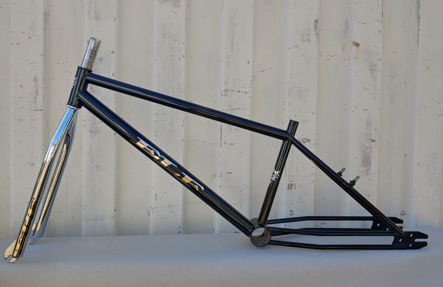 27.5 forks on 26 frame