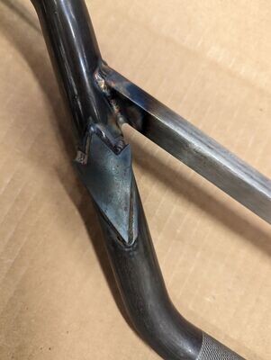 Pro Cruiser bar with square crossbar and welded shield