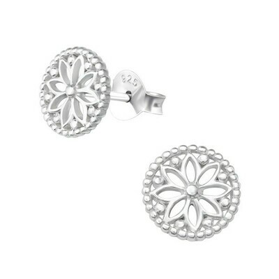 P39-27 Sterling Silver Filigree Circle Posts