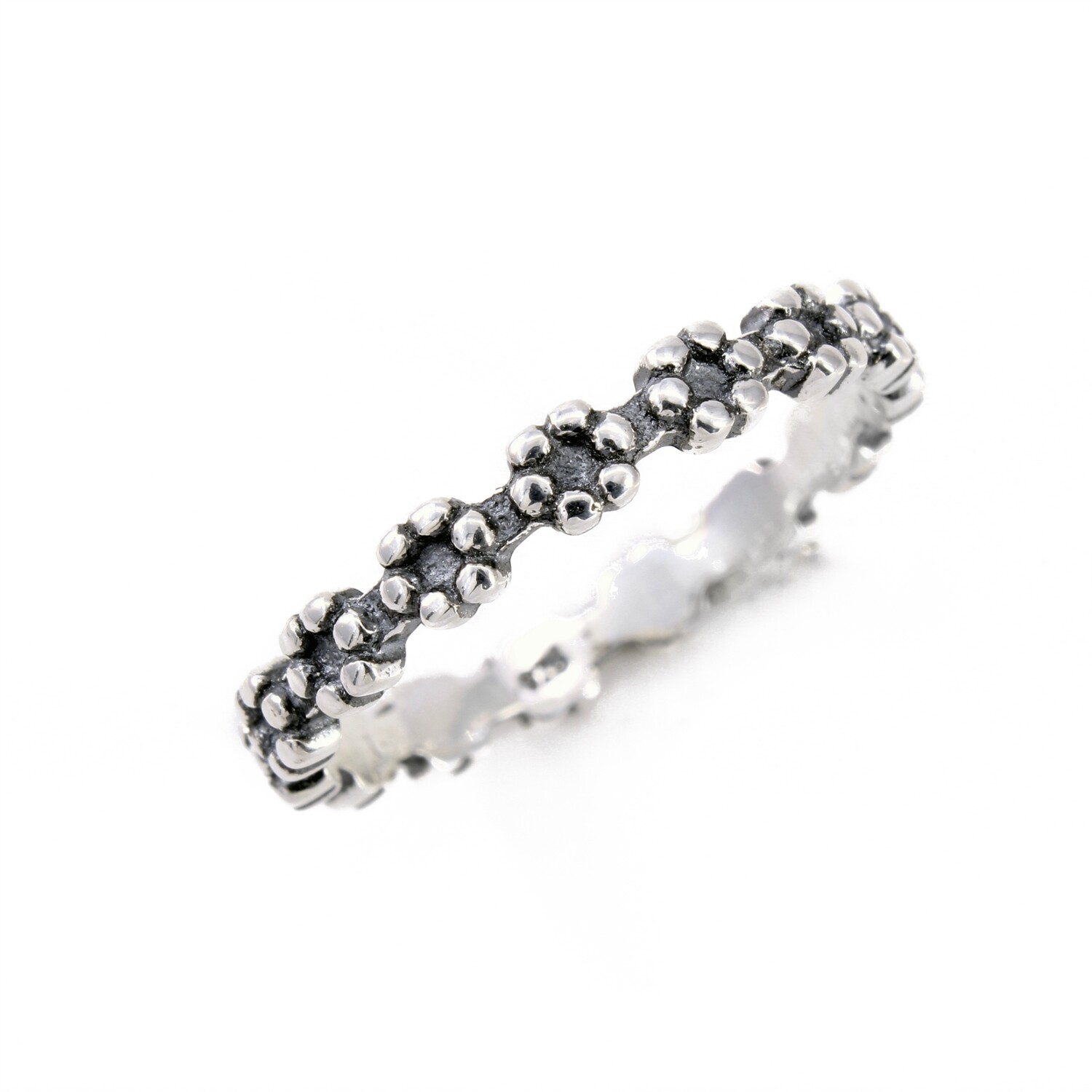 RP3367 Sterling Silver Mini Daisy Band
