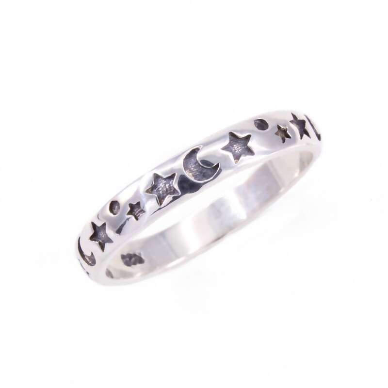 RP2192 Sterling Silver Moon + Star Band