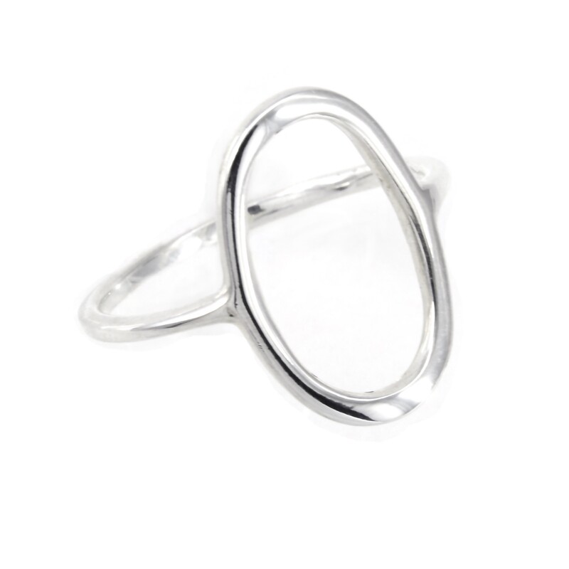 RW2198 Sterling Silver Vertical Open Oval Ring RW2198 Sterling Silver Vertical Open Oval Ring