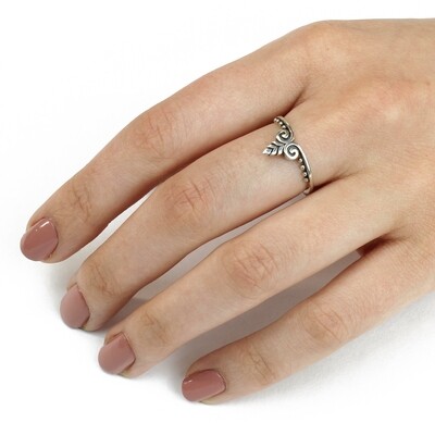 RP3493 Sterling Silver Floral Point Ring