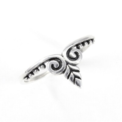 RP3493 Sterling Silver Floral Point Ring