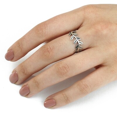 RP2413 Sterling Silver Alternating Leaves Band