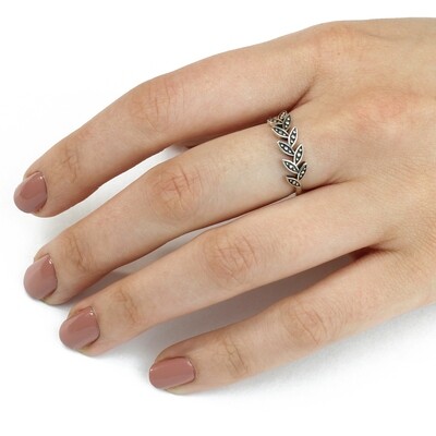RP3863 Sterling Silver Leaves Ring
