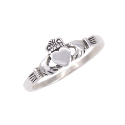 RP1694 Sterling Silver Claddagh Ring