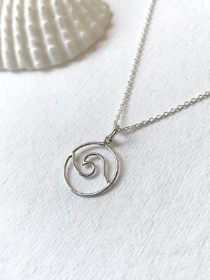 SSN3046 Sterling Silver Round Open Wave Necklace