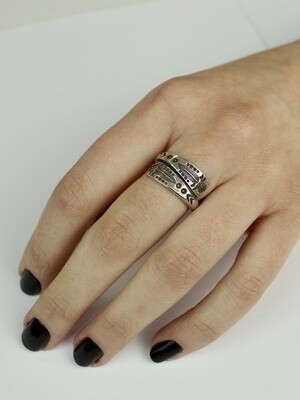 Hill Tribe Silver Wrap RIng - RTM3470
