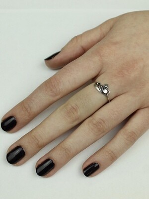 Sterling Silver Mother of Pearl Ring - RTM2736