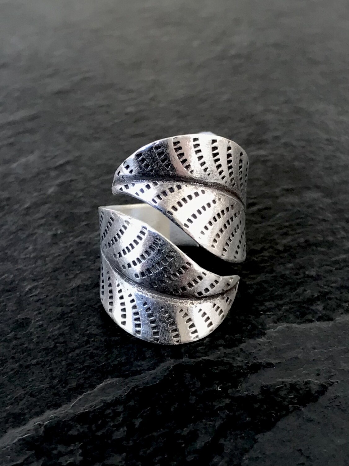 Hill Tribe Silver Dotted Leaf Wrap Ring - RAN10-2